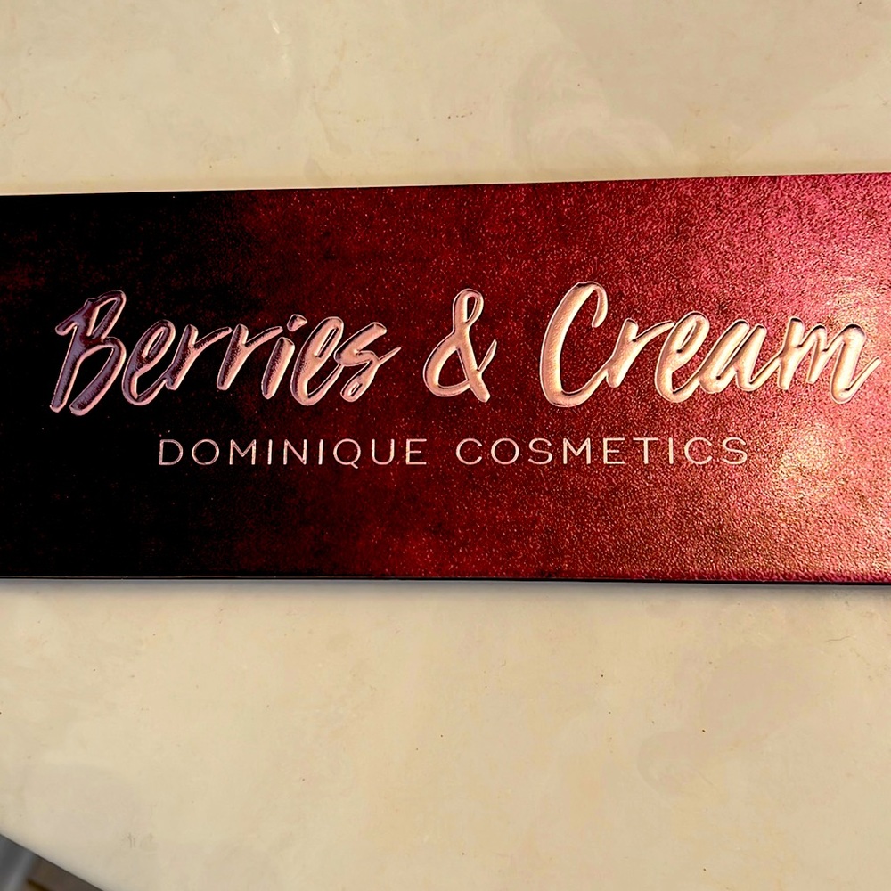 Dominique Cosmetics Berries and Cream Palette
